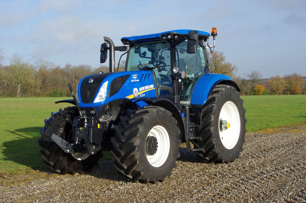 New Holland T7.230AC