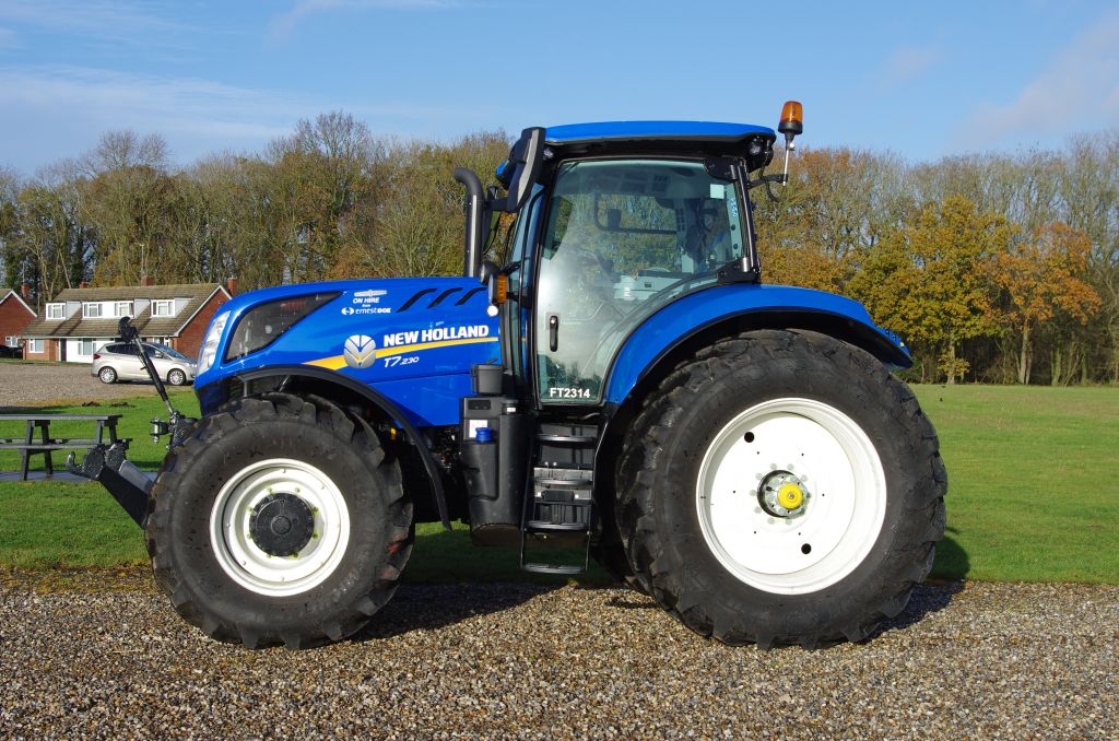 New Holland T7.230AC