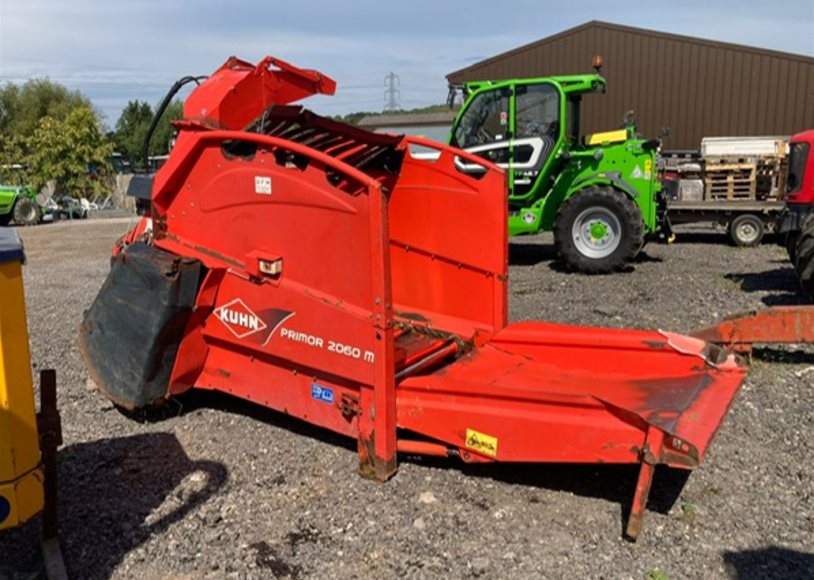 Kuhn PRIMOR Feeder/Bedder