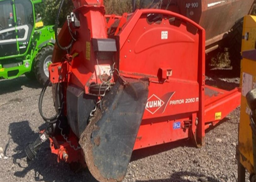 Kuhn PRIMOR Feeder/Bedder