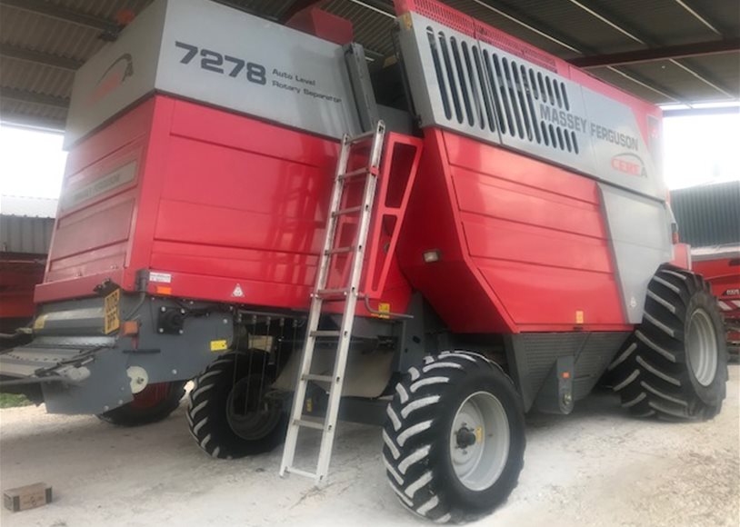 Massey Ferguson 7278 Combine