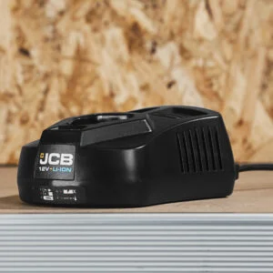 JCB 12V CHARGER