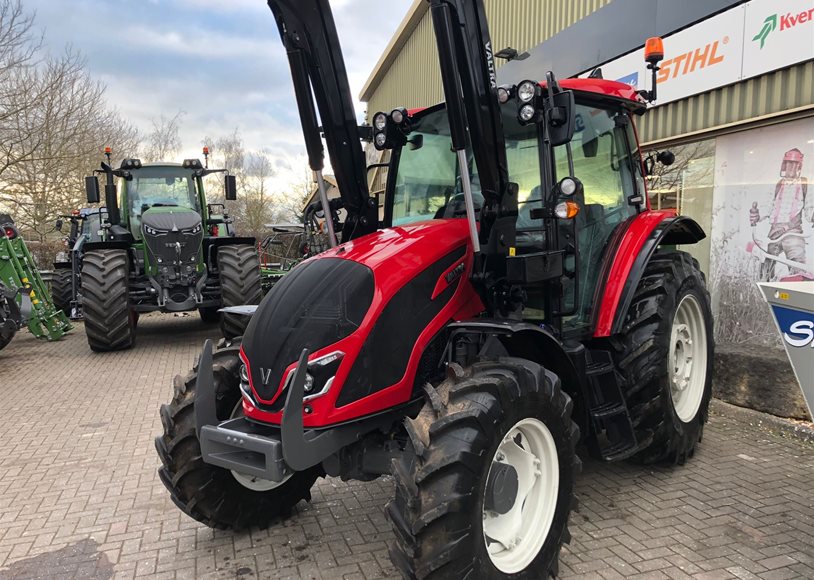 Valtra A115MH4 Tractor