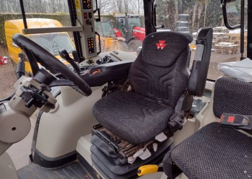 Massey Ferguson 7718SEFD6 Tractor