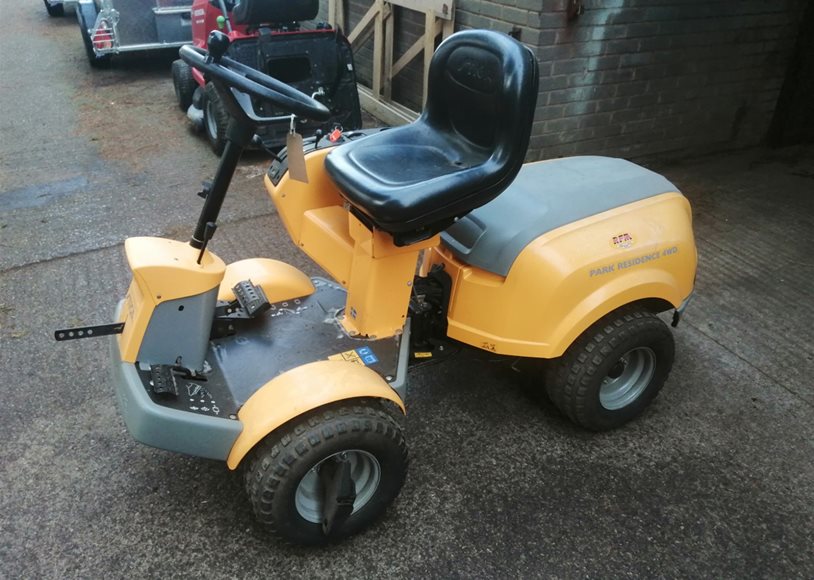 Stiga RESIDENCE Mower