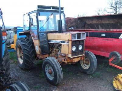 CASE IH 248 (485)