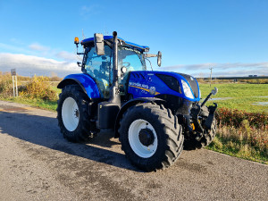 NEW HOLLAND T7.210AC