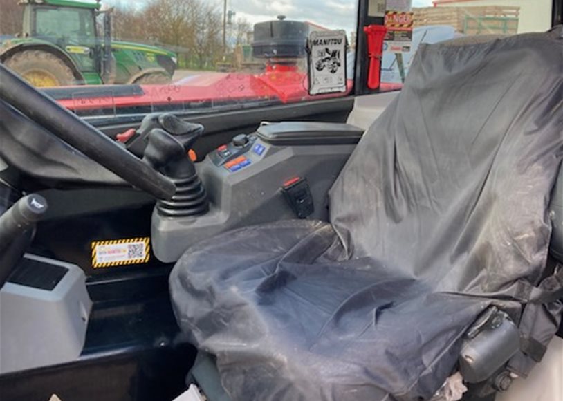 Manitou 841 Telehandler