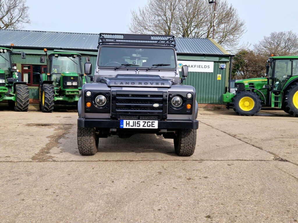 2015 Land Rover Defender XS 90 Station Wagon TDCi (2.2)