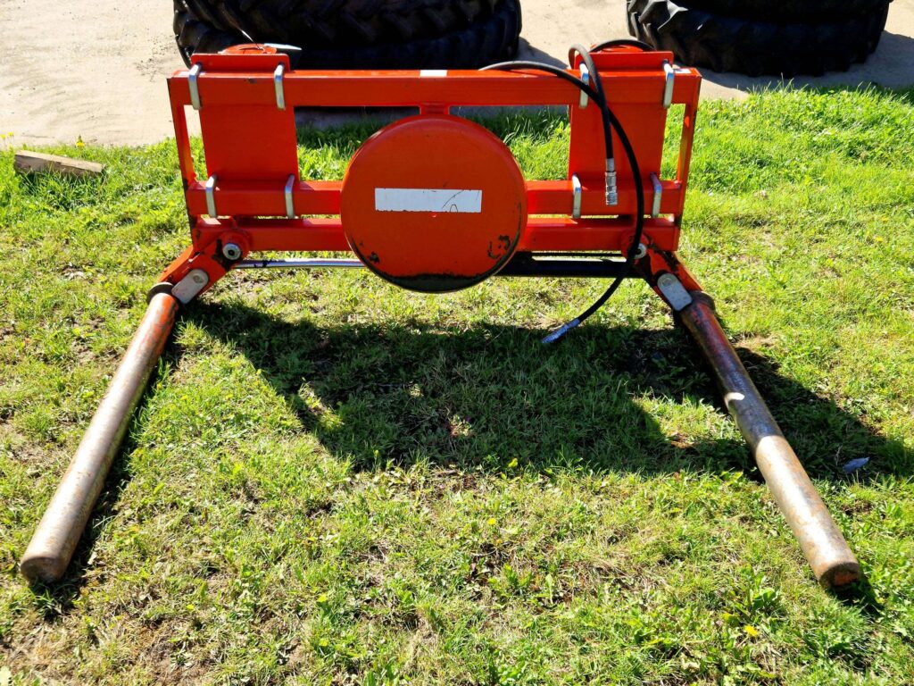 Browns round bale handler