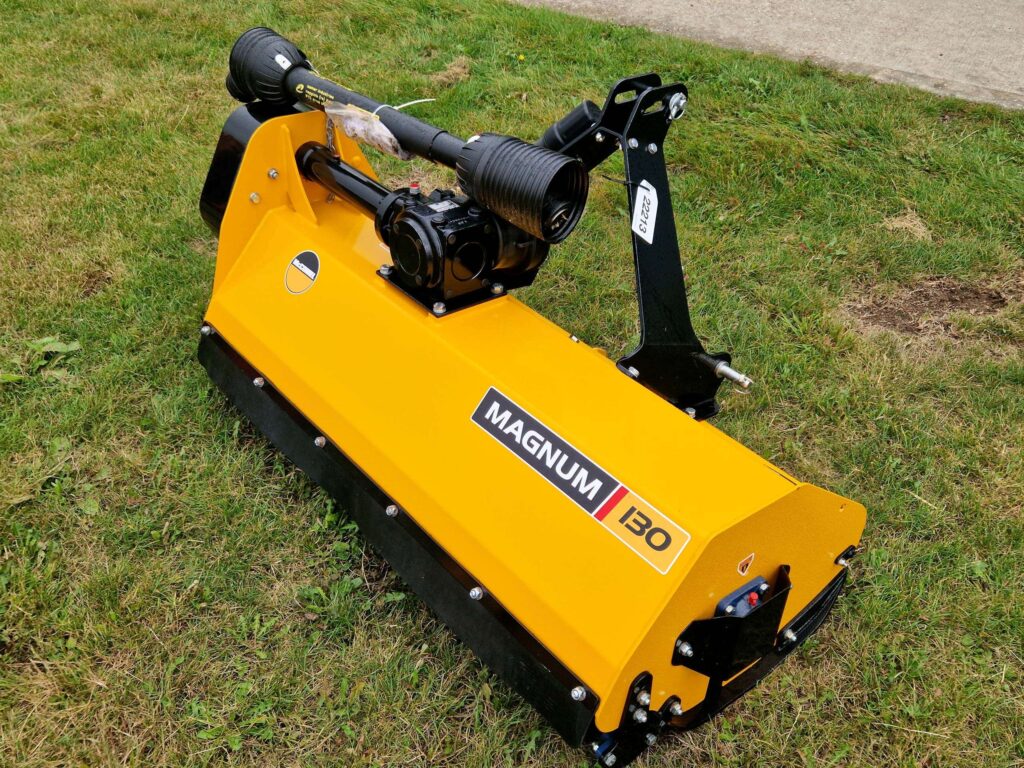 NEW McConnel Magnum 130 flail mower