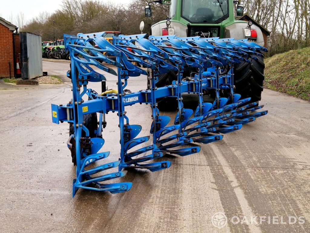 2016 Lemken Jewel 8M 7 furrow plough