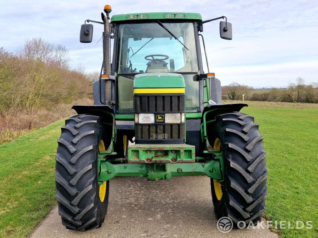 1999 John Deere 6910 4WD