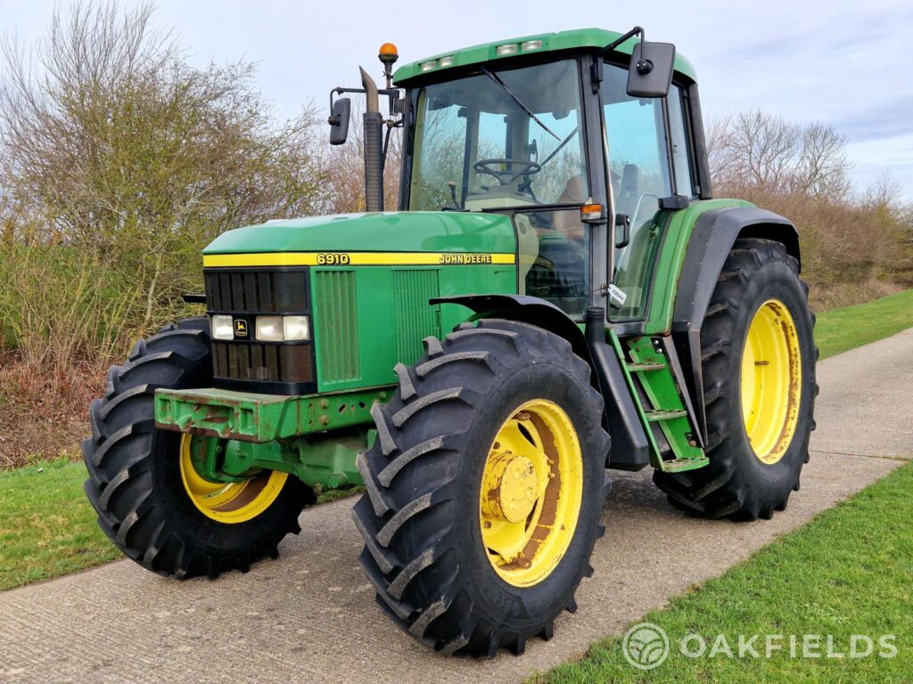 1999 John Deere 6910 4WD