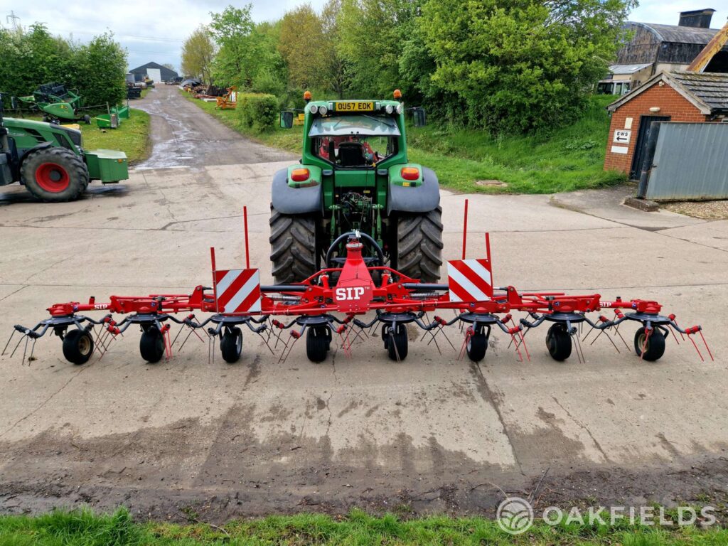 2018 Spider 815/8 Mounted rotary hay tedder