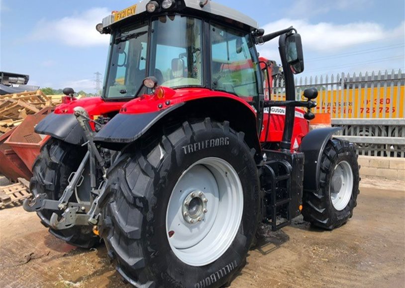 Massey Ferguson 7718SEXD6 Tractor