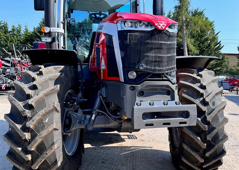 Massey Ferguson 8S.205EFD7 Tractor