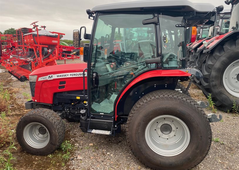 Massey Ferguson 1765M HC Compact Tractor