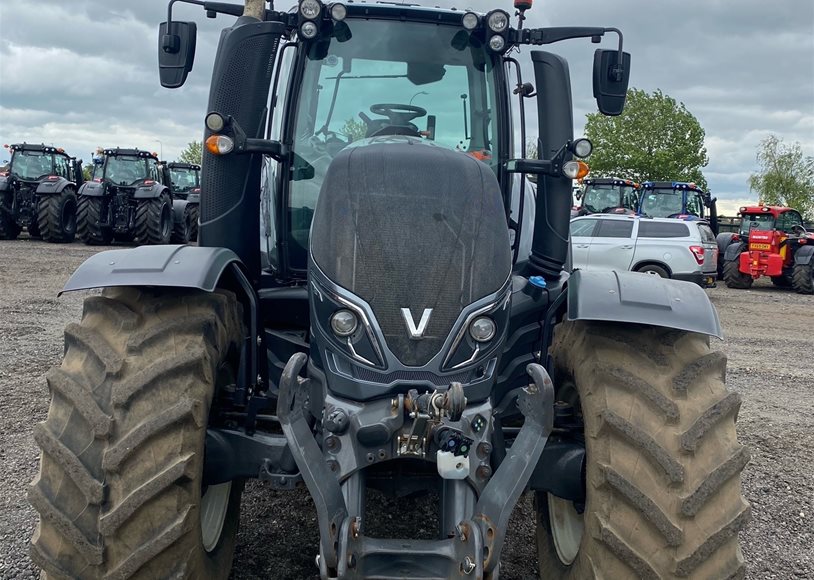 Valtra T174EA MR Tractor