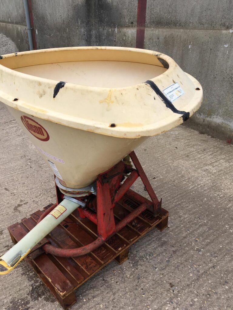 Vicon 500 Vari spreader