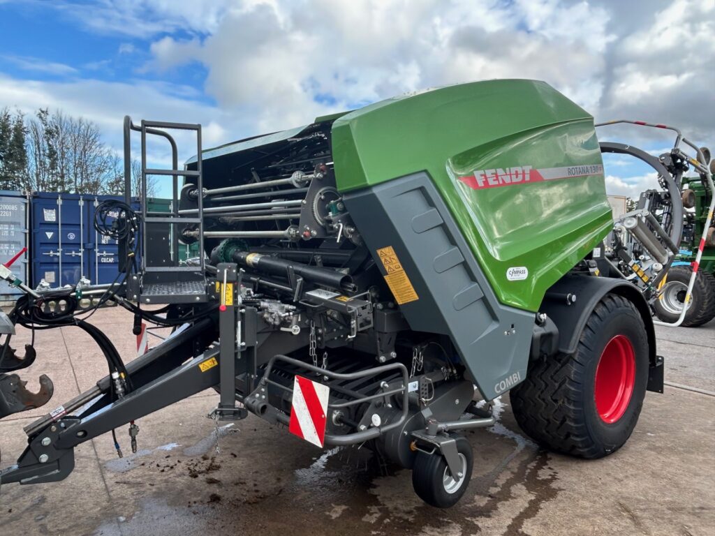 FENDT ROTANA 130F COMBI