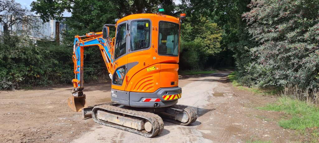 Doosan DX27 Mini Digger