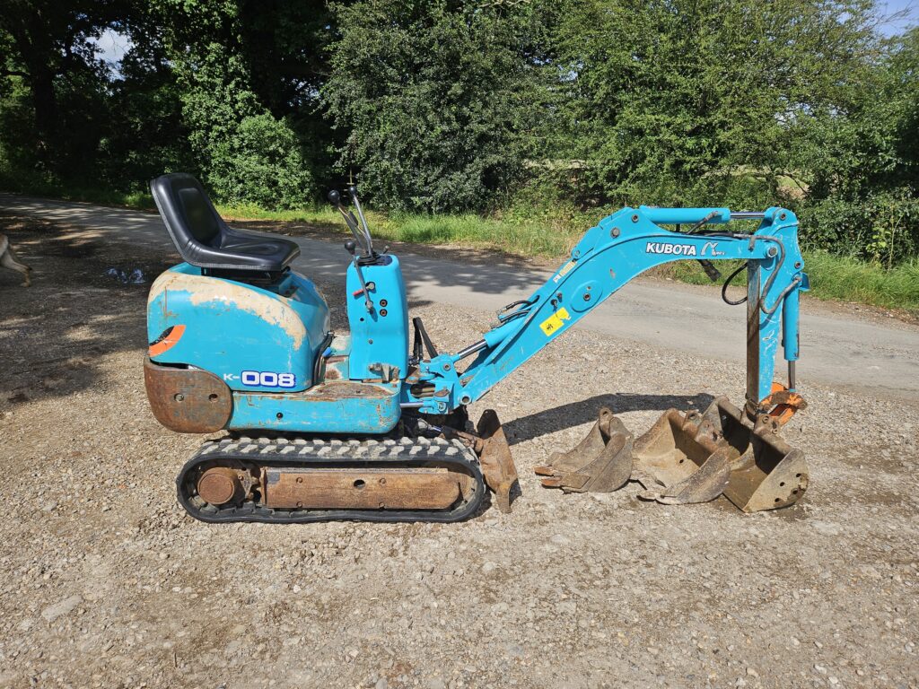 Kubota K008 Micro Digger