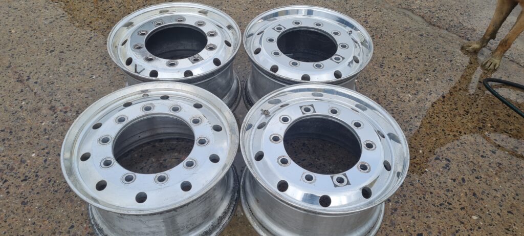 10 Stud Alloy Rims 22.5 11.75 – 120