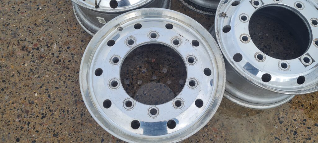 10 Stud Alloy Rims 22.5 11.75 – 120