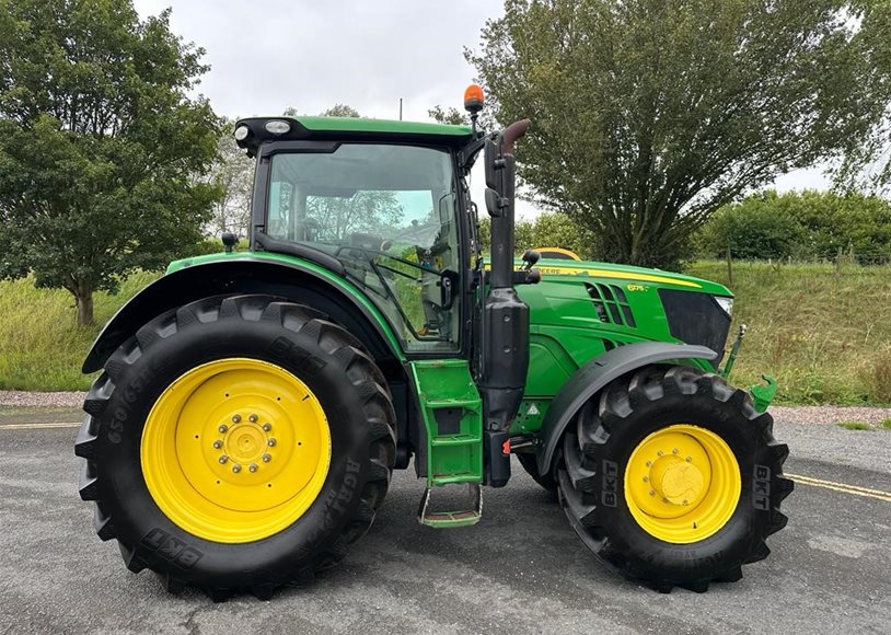 John Deere 6175R Tractor