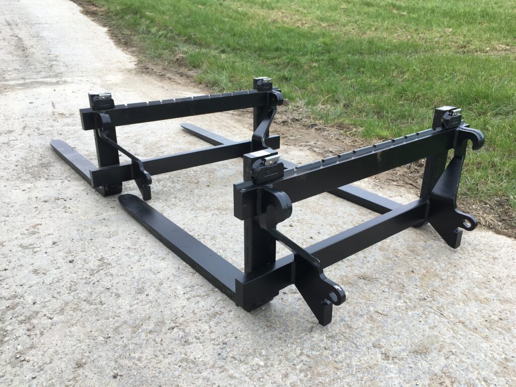 New pallet forks, 2Tonne , 1200mm forks, euro 8 bracket,