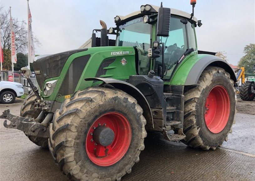 Fendt 828 S4 Tractor