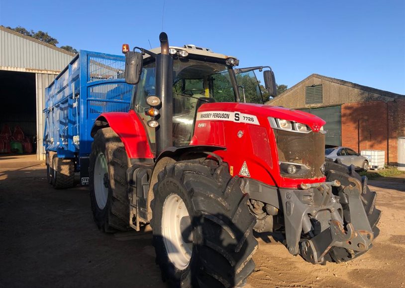 Massey Ferguson 7726EXD6 Tractor