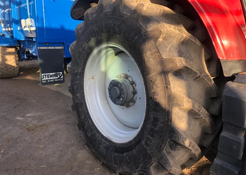 Massey Ferguson 7726EXD6 Tractor