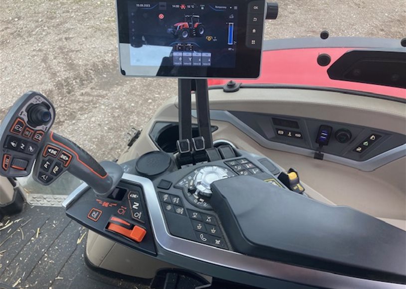 Massey Ferguson 8S.205EXD7 Tractor