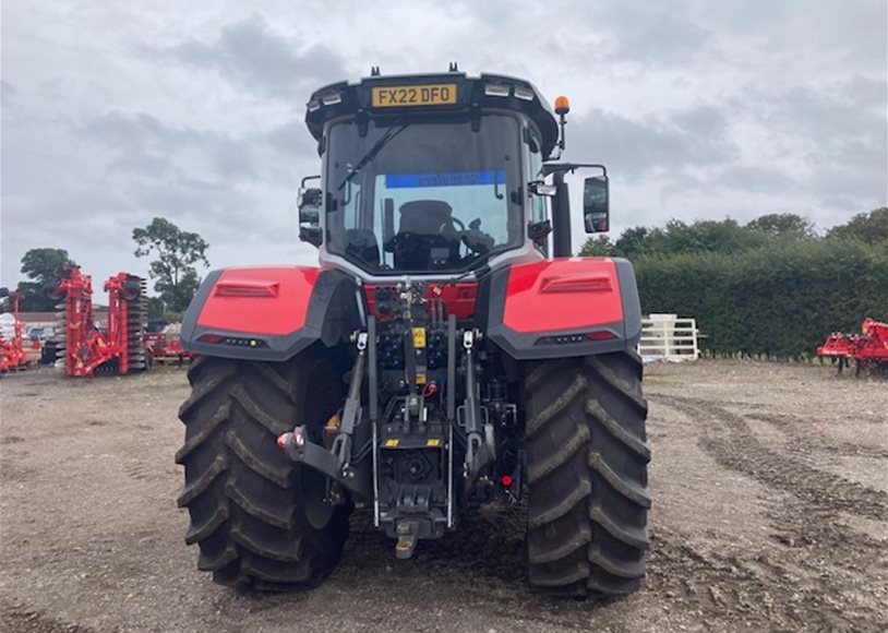 Massey Ferguson 8S.205EFDE Tractor