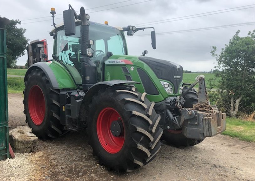 Fendt 724 Tractor