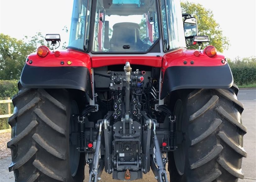 Massey Ferguson 6S.165EFD6 Tractor