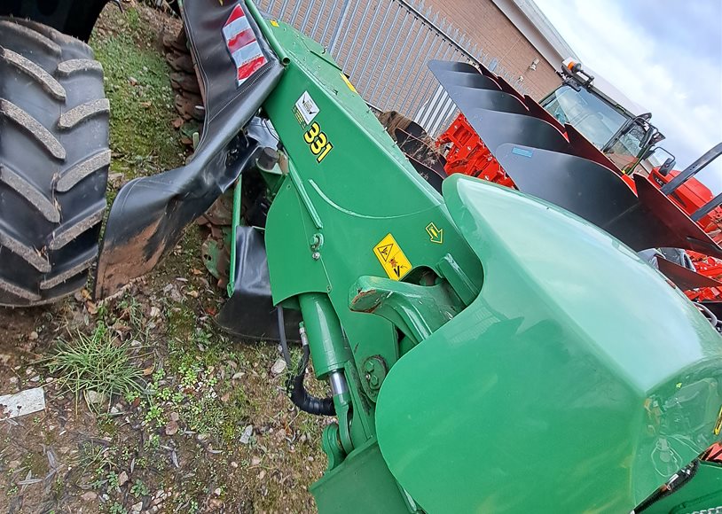 John Deere FC313