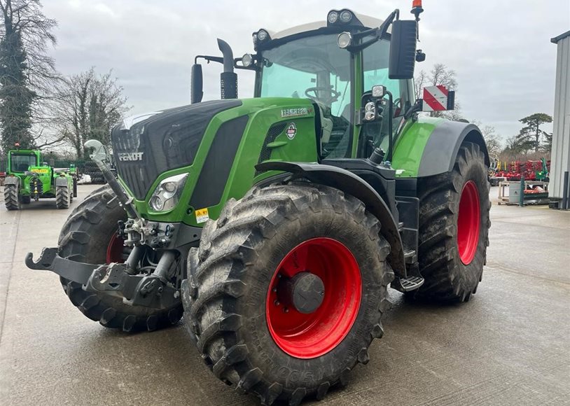 Fendt 828 Tractor