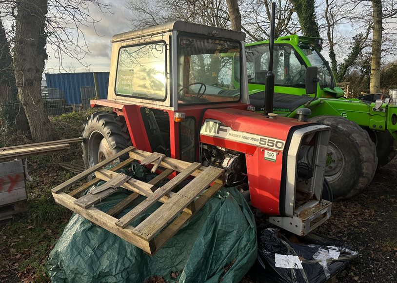 Massey Ferguson 550 Tractor