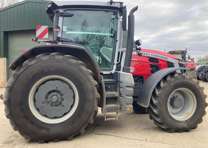 Massey Ferguson 8S.265EXD7 Tractor