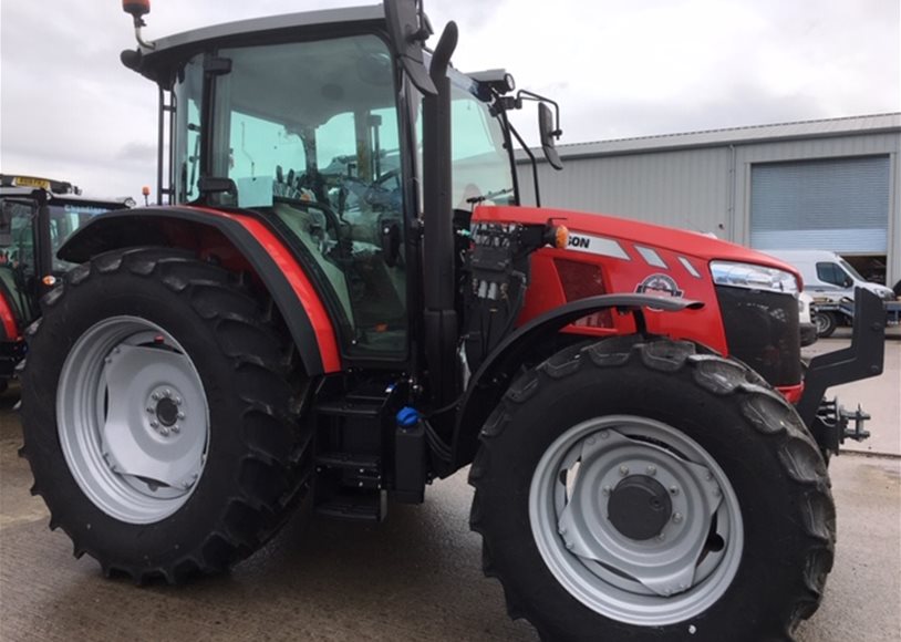 Massey Ferguson 5711 Tractor