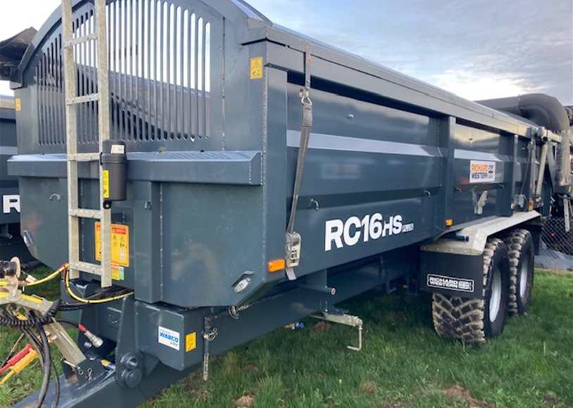 Richard Western RC16HS Trailer