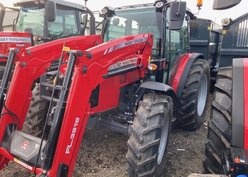 Massey Ferguson 4710M CAB Tractor