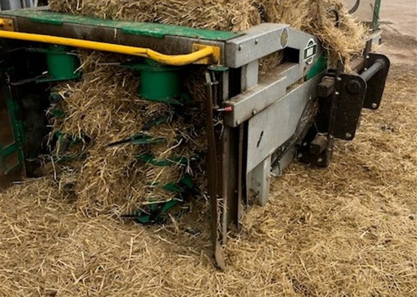 Spread-A-Bale MIDI Bale Spreader