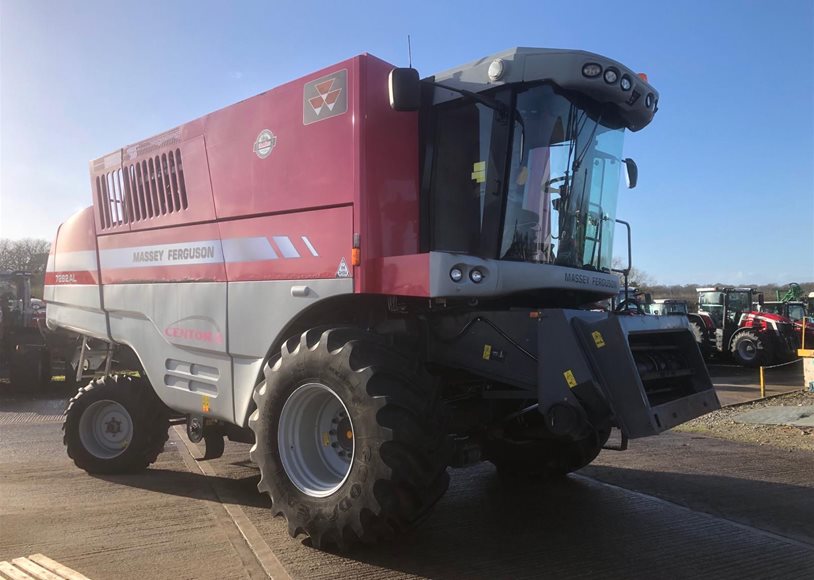 Massey Ferguson 7282 Combine