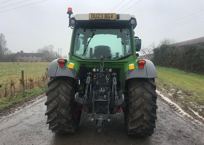 Fendt 211 Tractor