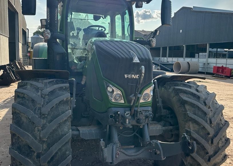 Fendt 724 Tractor