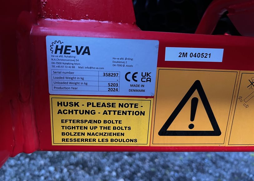 He-Va 8.2M XHD Rolls